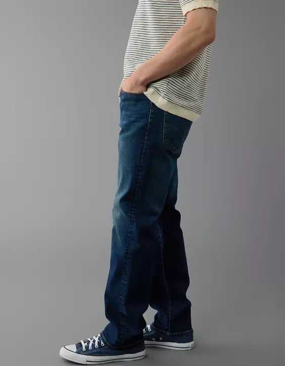 American Eagle AE AirFlex+ Relaxed Straight Jean