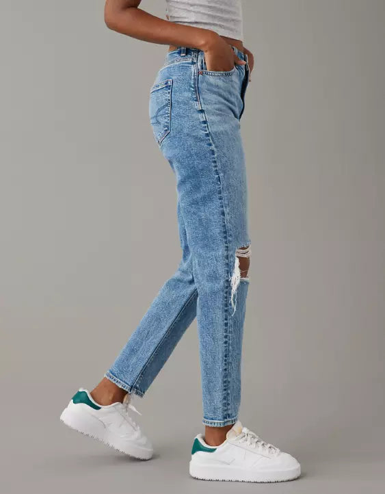 American Eagle AE Strigid Ripped Mom Jean