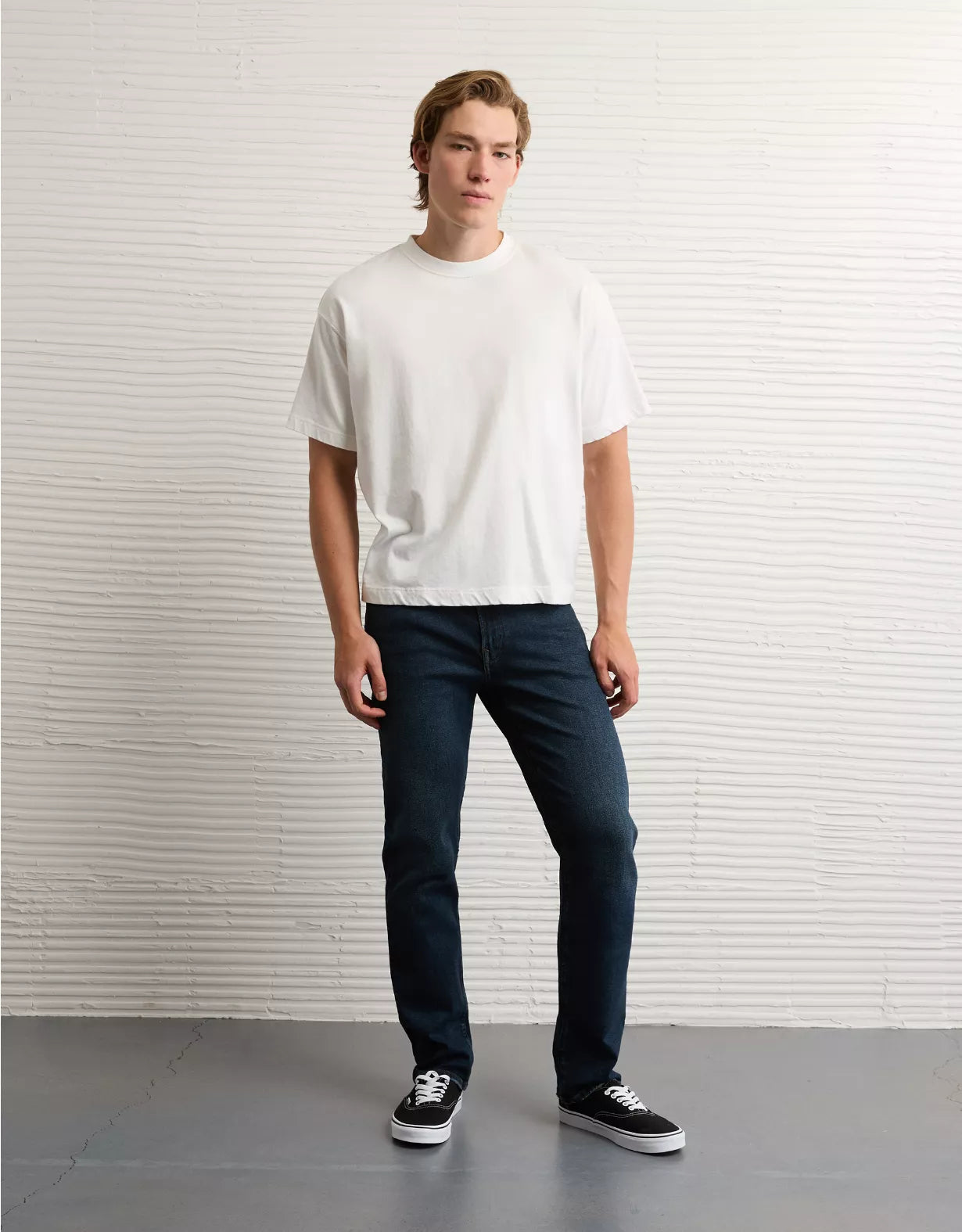 American Eagle AE EasyFlex +TENCEL™ Fibers Athletic Straight Jean