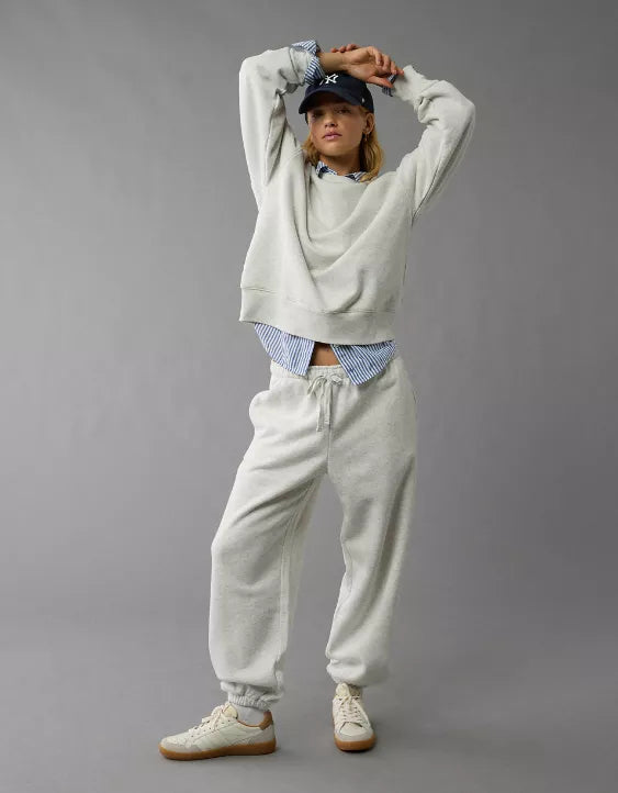 American Eagle AE Everyday Luxe Sweatpant