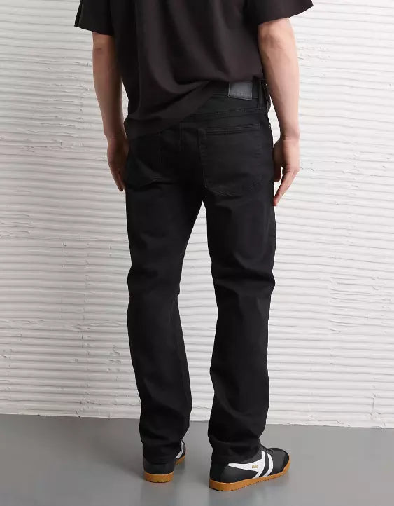 American Eagle AE AirFlex+ Relaxed Straight Jean