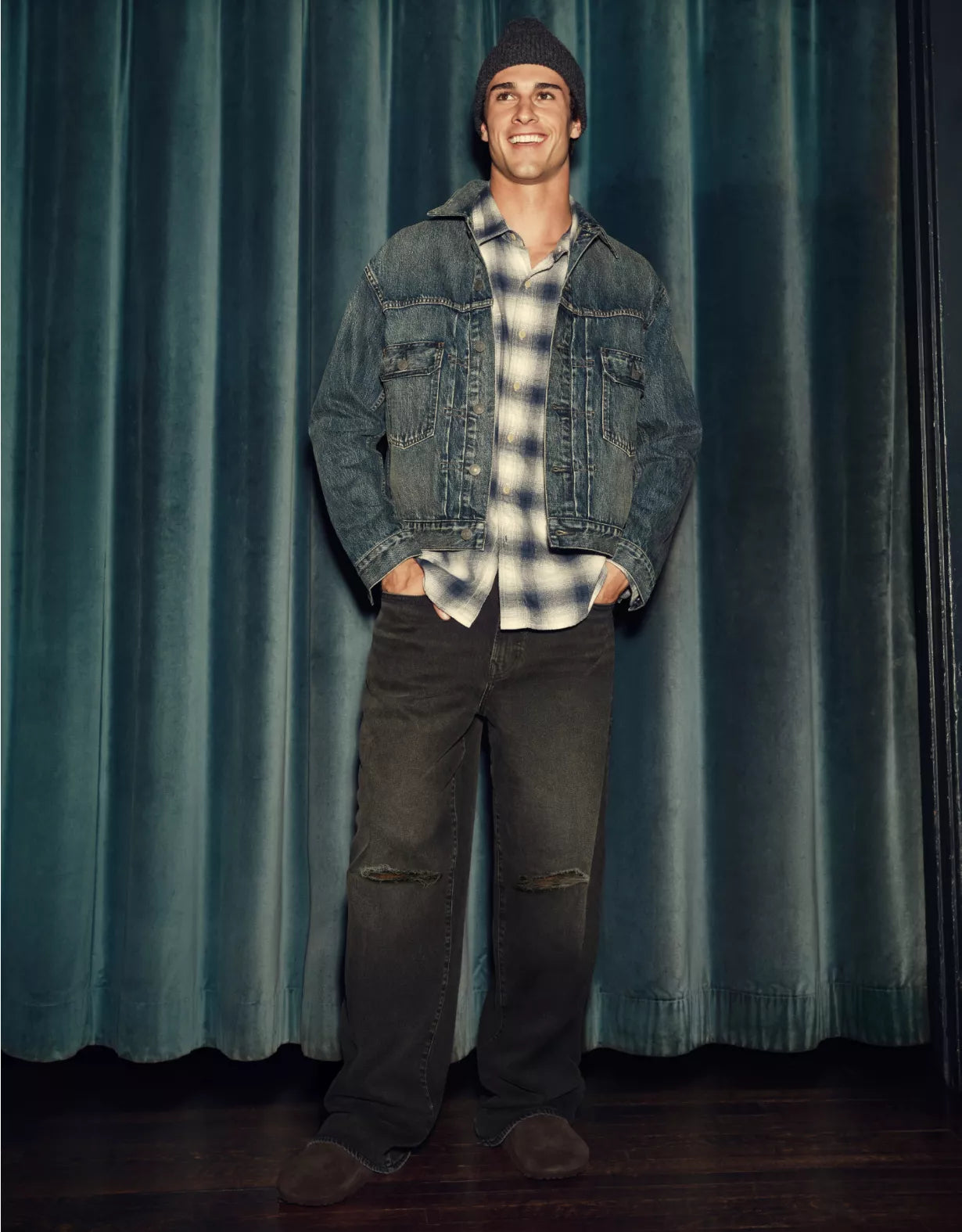 American Eagle AE EasyFlex Ultra Baggy Jean