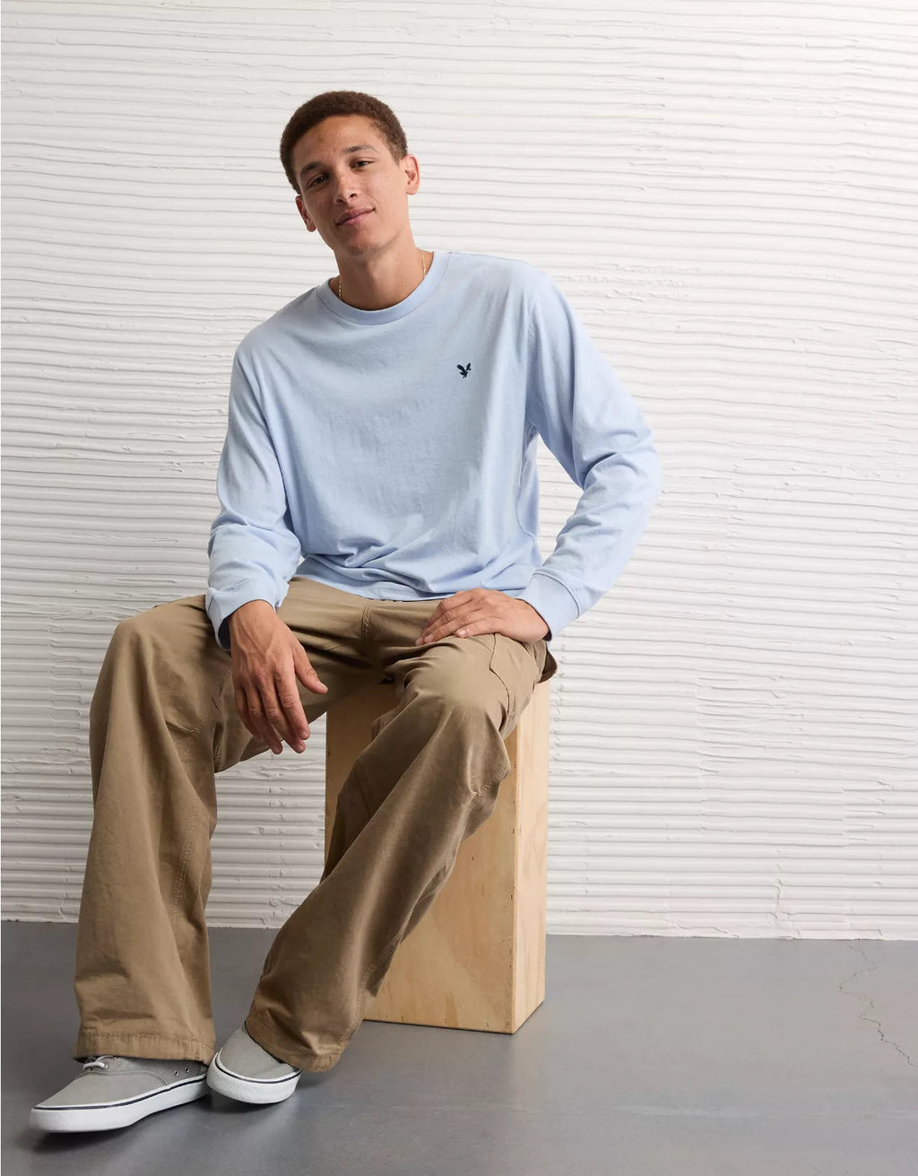American Eagle AE Lightweight Icon Long-Sleeve T-Shirt