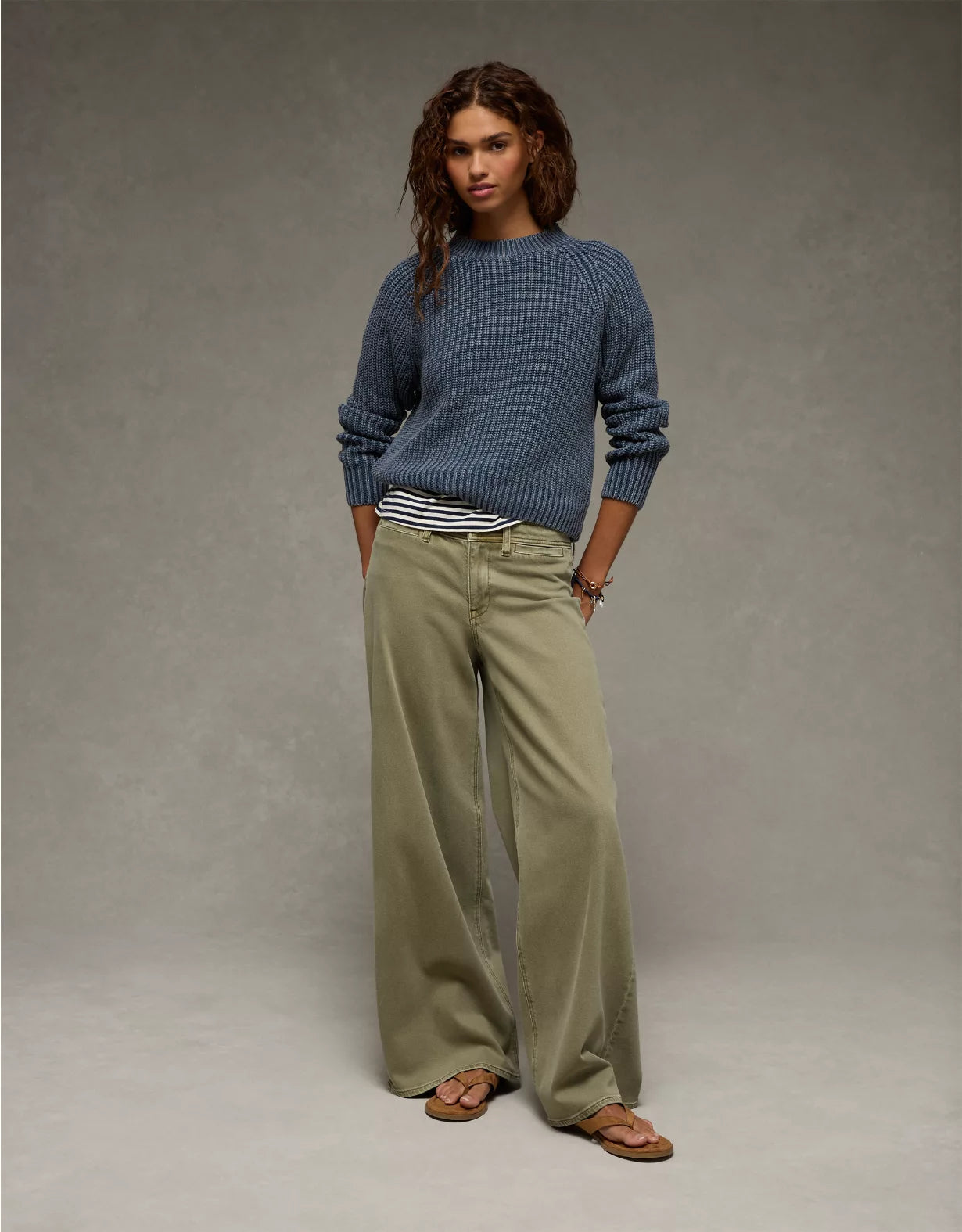 American Eagle AE Crew Neck Raglan Sweater
