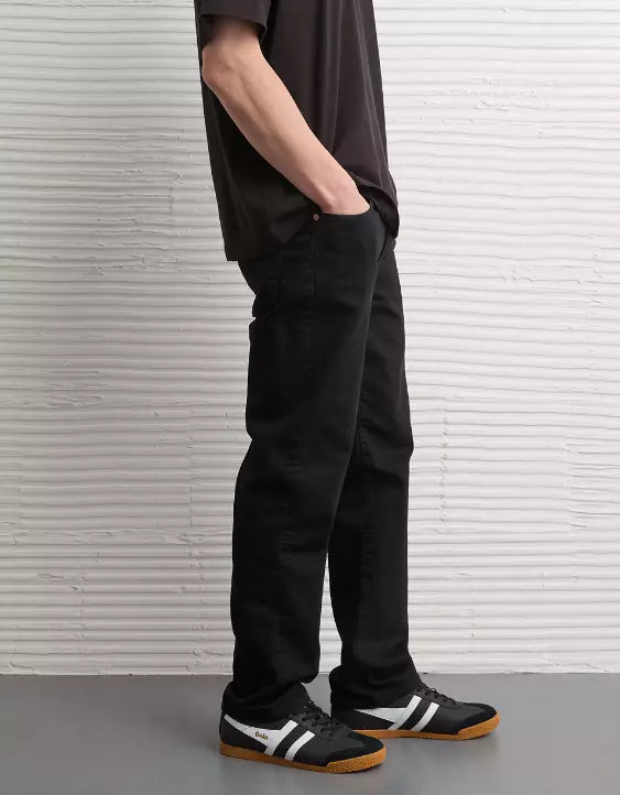American Eagle AE AirFlex+ Relaxed Straight Jean