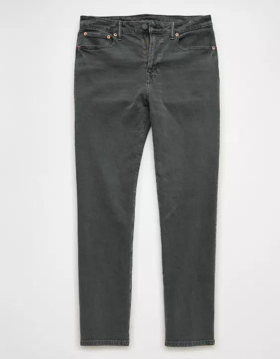 American Eagle AE EasyFlex Relaxed Straight Jean