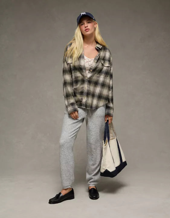 American Eagle AE Plaid Button-Up Shirt
