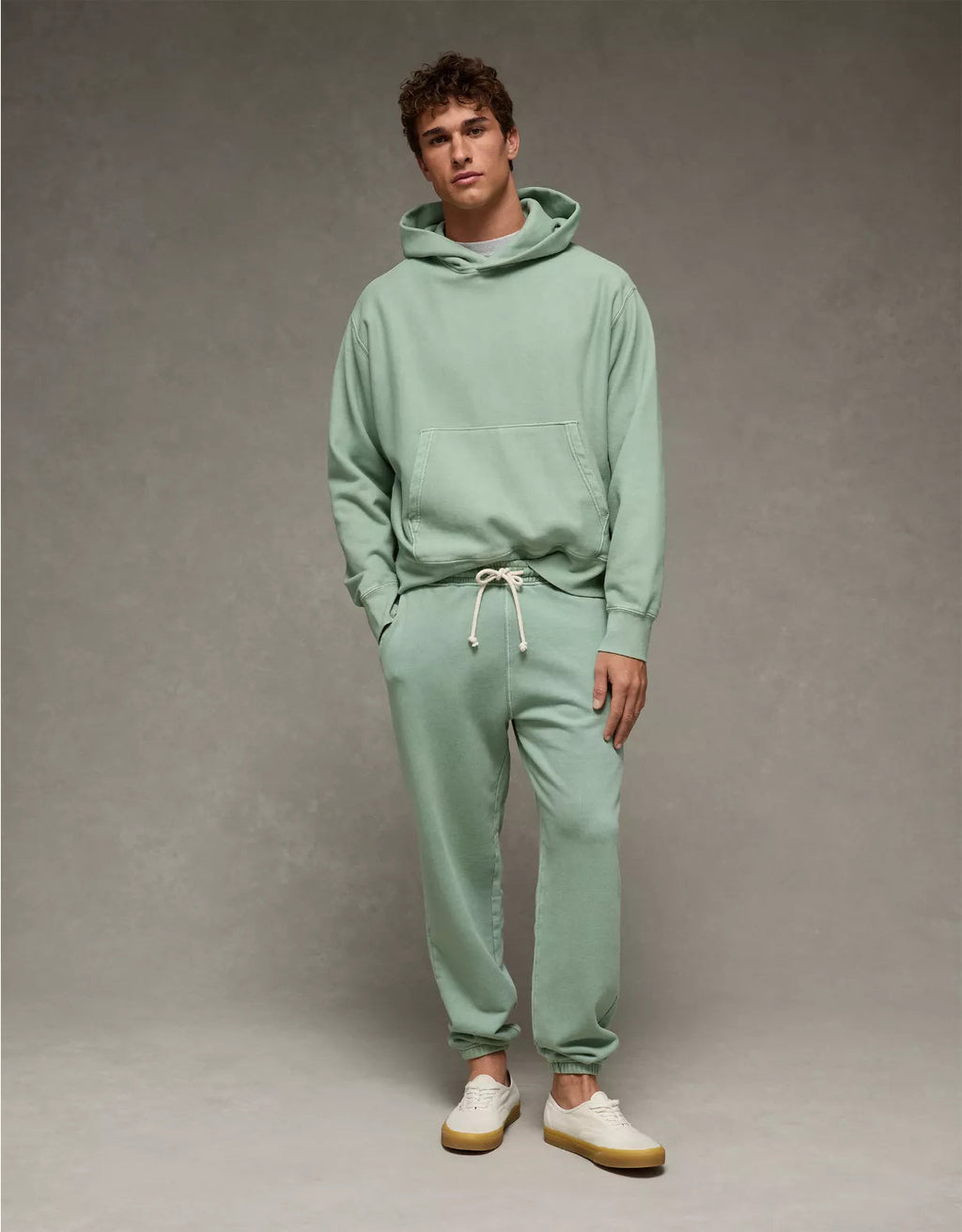 American Eagle AE Laidback Luxe Heavyweight Sweatpant