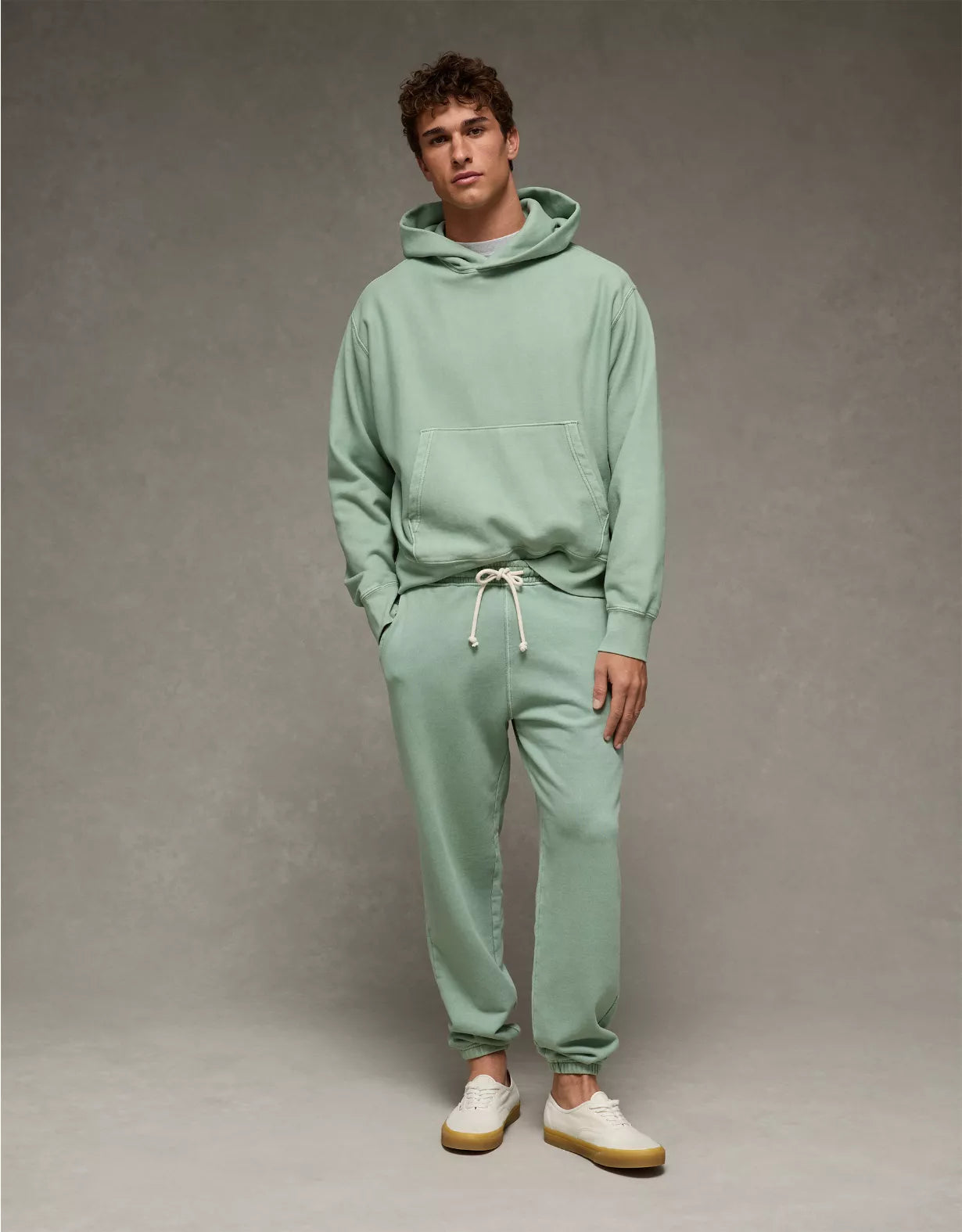 American Eagle AE Laidback Luxe Heavyweight Sweatpant