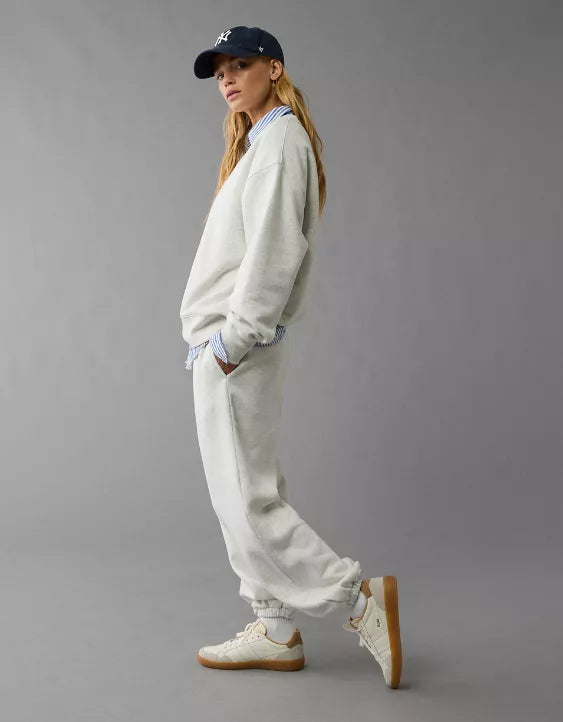 American Eagle AE Everyday Luxe Sweatpant