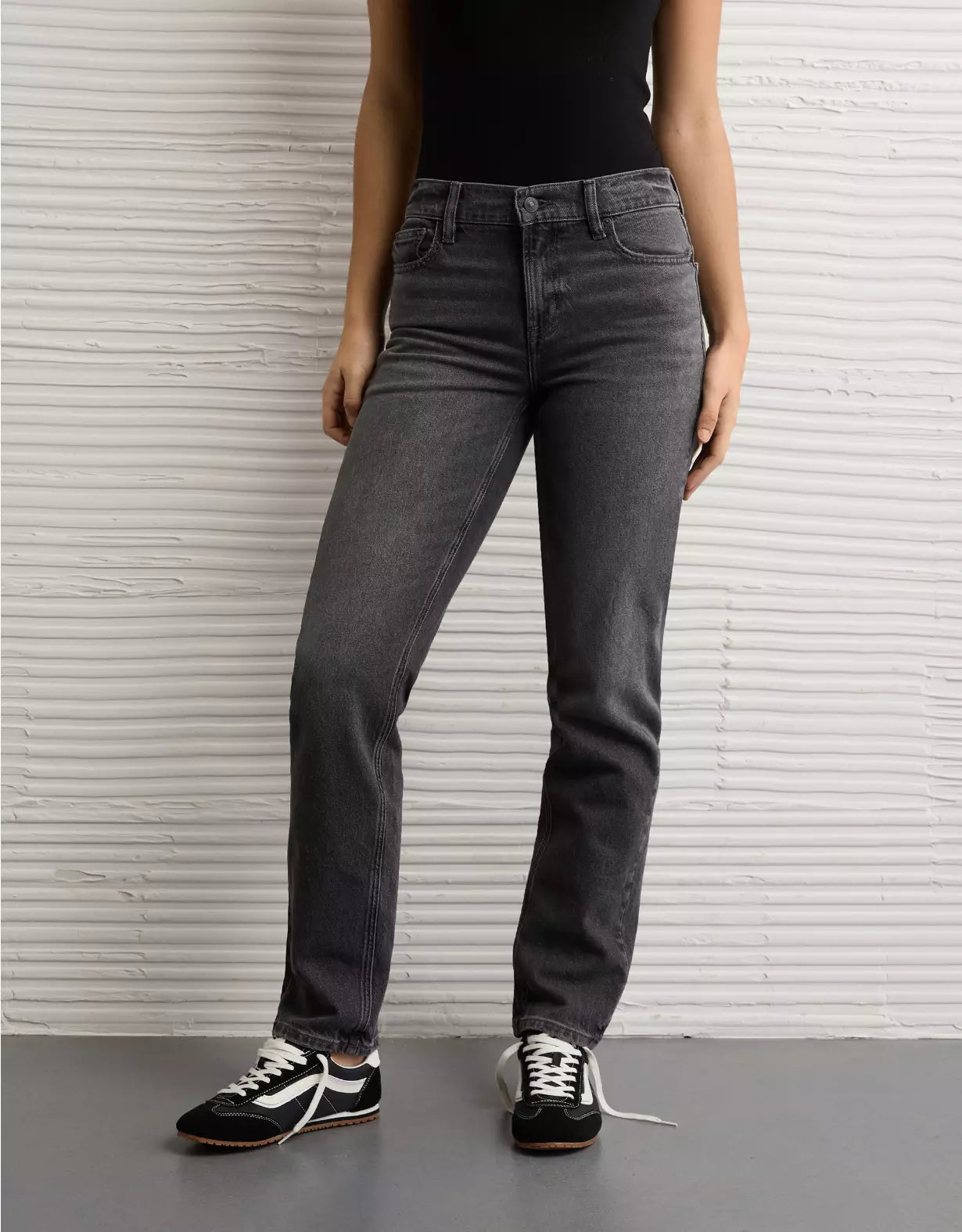American Eagle AE Stretch Super High-Waisted Straight Jean